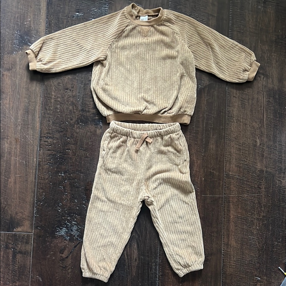 H&M Cozy Tan Ribbed Toddler Set